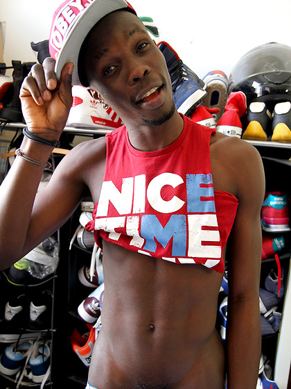 African hottie in Australia - Jimmy Allen joins in on the fun